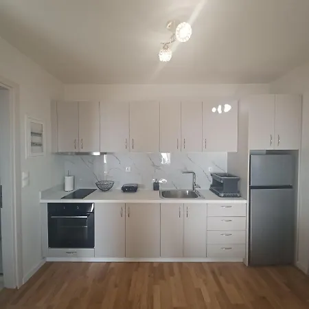 Ionian Avra * Атанион