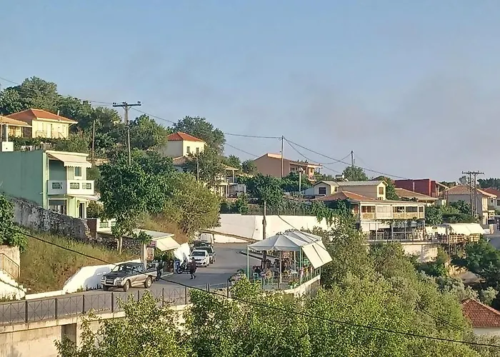 Ionian Avra * Athánion